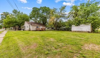 301 W Pleasant St, Aurora, MO 65605
