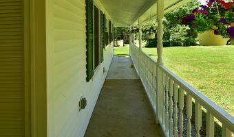 4 Bingham Rd, Canterbury, CT 06331