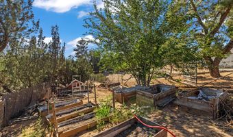 32809 Crown Valley Rd, Acton, CA 93510