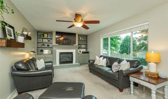 2013 NW School St, Ankeny, IA 50023