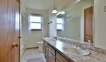 657 SABLE Dr, Addison, IL 60101