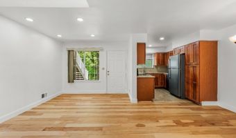 73 Encampment Dr, Bedminster, NJ 07921