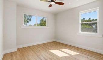 379 Wilton Dr, Baton Rouge, LA 70815