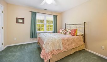 699 Andrea Ct, Cheshire, CT 06410