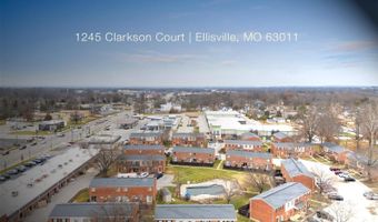 1245 Clarkson Ct 1245, Ballwin, MO 63011