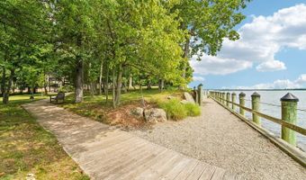 7101 BAY FRONT Dr #202, Annapolis, MD 21403