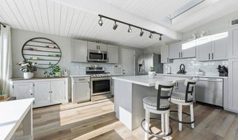 9838 Ivanho St, Spring Valley, CA 91977