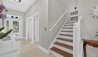 435 MANNS HARBOR Dr, Apollo Beach, FL 33572