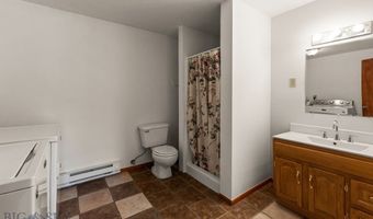 493 Secretariat Cir, Belgrade, MT 59714