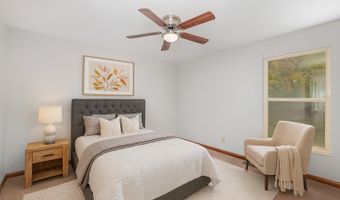 32 Bittersweet Dr, Alexandria, KY 41001