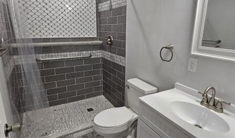 122 Devino Ln, Bristol, VT 05443