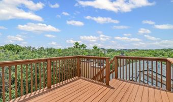 2133 SEMINOLE Rd 4, Atlantic Beach, FL 32233