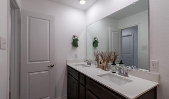 3045 Meredith Ln, Heath, TX 75126