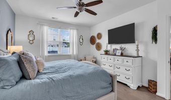 9 Cape Cod Ave, Barnegat, NJ 08005