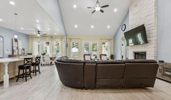 6467 Asher Rd, Alvarado, TX 76009
