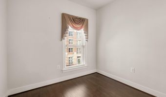 2505 MAIN LINE Blvd, Alexandria, VA 22301