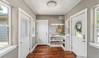 6235 US Highway 69, Ames, IA 50010