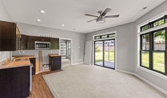 1621 NW 70th Pl, Ankeny, IA 50023