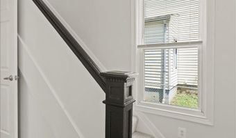 4907 Roanoke St, Cincinnati, OH 45227