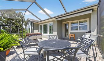 6903 CRESTPOINT Dr, Apollo Beach, FL 33572