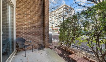 624 15TH St S 1, Arlington, VA 22202