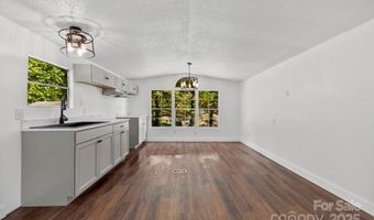 41042 Dennis Rd, Albemarle, NC 28001