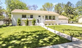 128 Elizabeth Dr, Aberdeen, SD 57401