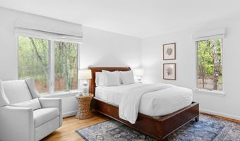23 Laurel Hill Ln, Amagansett, NY 11930