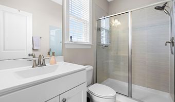 2930 Farmhouse Dr, Apex, NC 27502