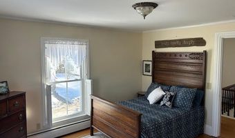 41 Grove St, Belfast, ME 04915