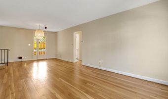 4810 29TH St S #A2, Arlington, VA 22206