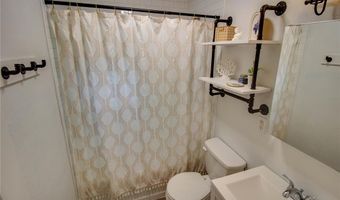 3310 Leo St, Alton, IL 62002