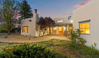 206 Hondo Seco Rd, Arroyo Seco, NM 87514