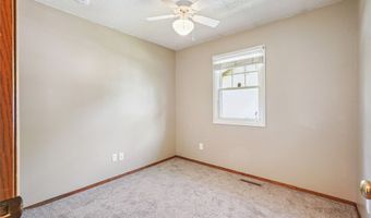 507 4th St NW, Altoona, IA 50009