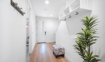 2180 Corsair St, Alameda, CA 94501