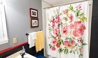 311 S Niagra St, Allerton, IA 50008