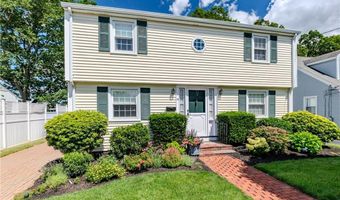 19 Longue Vue Ave, North Providence, RI 02904