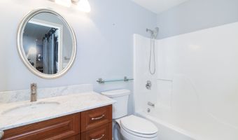 49 Rose St 307, Branford, CT 06405