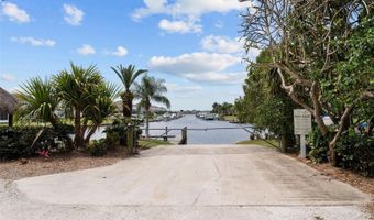 5229 BRIGHTON SHORE Dr, Apollo Beach, FL 33572