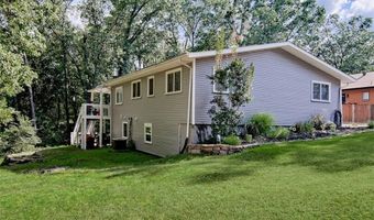 2 Purfleet Dr, Bella Vista, AR 72715