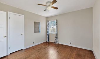 165 Hilton Ave NW, Albuquerque, NM 87107