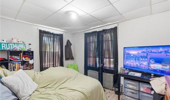 14 Garfield Ave, East Providence, RI 02916