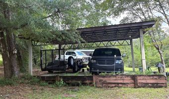 850 Gambier Dr, Alford, FL 32420