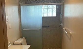 5621 CARL St, Alexandria, LA 71301