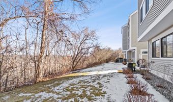 33 Eagle Rock Hl 33, Bethel, CT 06801