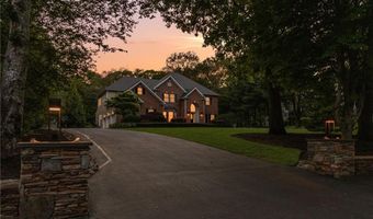 19 Cassandra Ln, North Kingstown, RI 02852