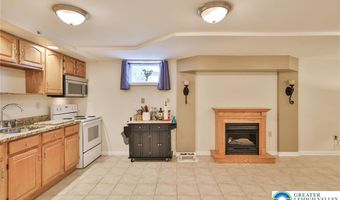 1635 E Emmaus Ave, Allentown, PA 18103