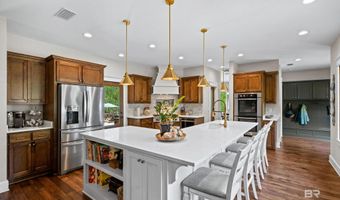47252 Emmons Rd, Bay Minette, AL 36507