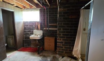 212 E 5th St, Albert Lea, MN 56007