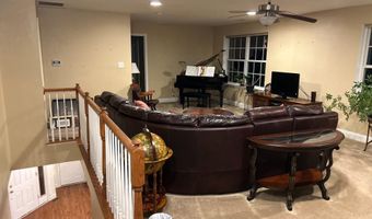 102 MERIDIAN Blvd, Bear, DE 19701